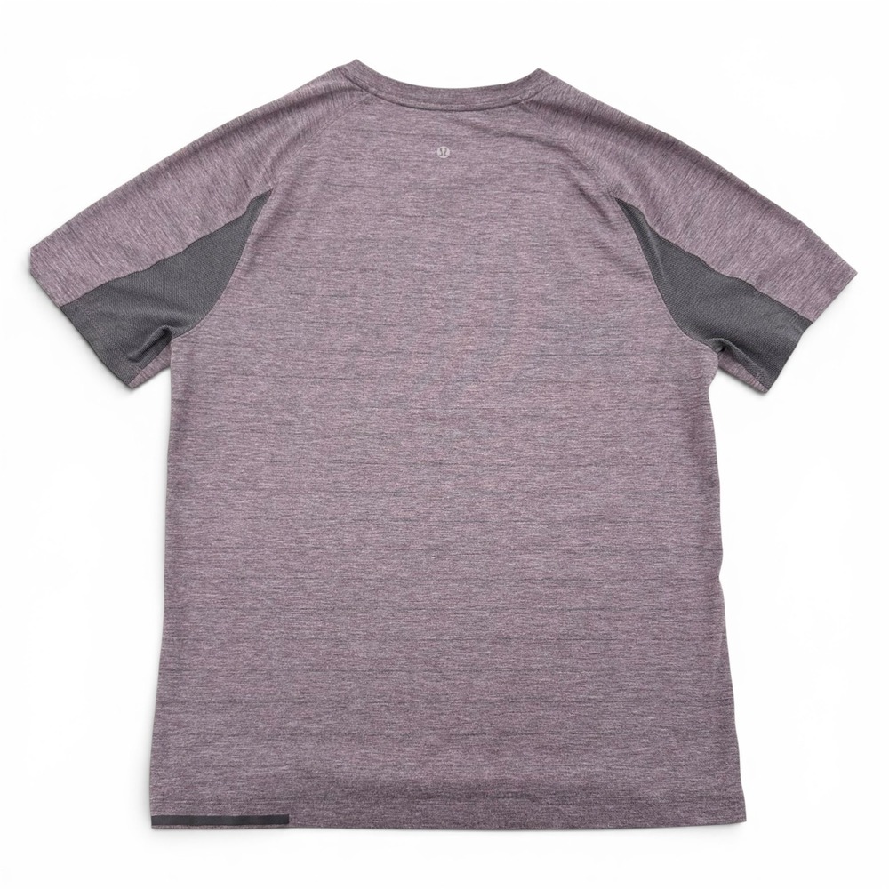 Lululemon Metal Vent Tech V-Neck Shirt Mens Large Mauve Purple Excellent - Picture 3 of 5